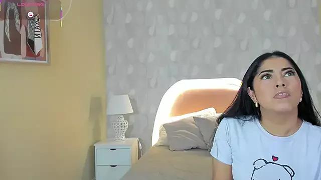 Try our girls live displays and explore the company of endless strippers, with beautiful physiques, vibrating toys and more.