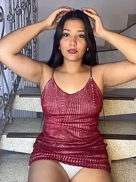 Try our girls live displays and explore the company of endless strippers, with beautiful physiques, vibrating toys and more.