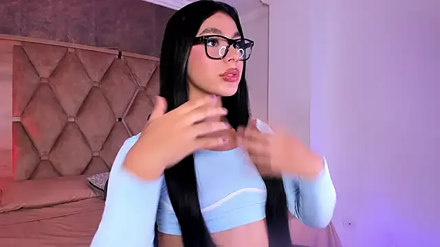 Avatar of IsabelleFoxx_