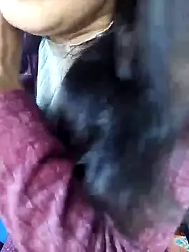 Ishani_Baby — Pussy oil vibrator show