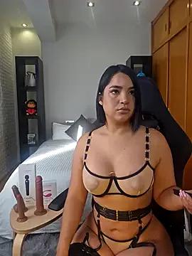 issa--love from StripChat is Freechat