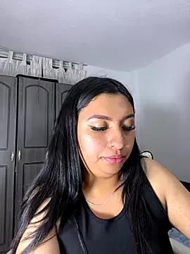 Issa_Santana from StripChat is Freechat