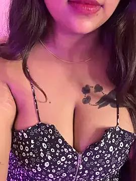 Its_cherry_magic from StripChat is Freechat