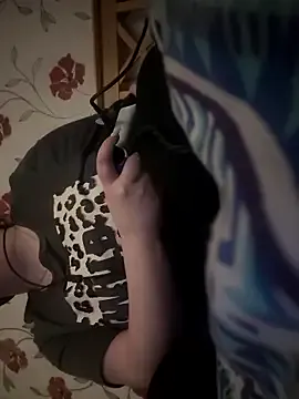 itsCuteTits — Show Tits and Suck them