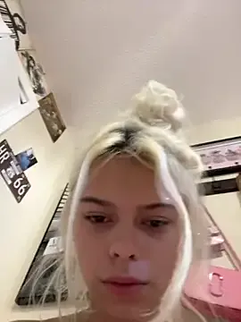 itspinkkk — Deep throat