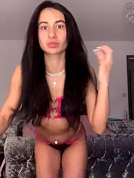 itsyourgirltee from StripChat is Freechat