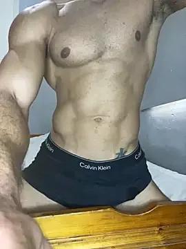 ItsYourHotPapi from StripChat is Freechat