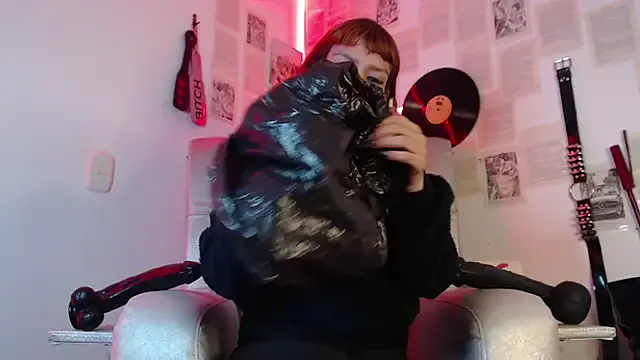 Avatar of IvanaFetish