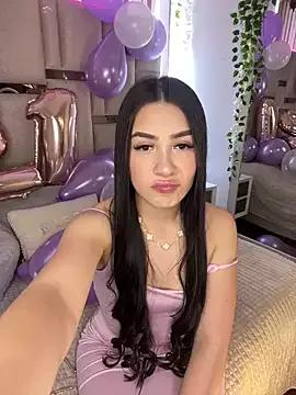 Try our girls live displays and explore the company of endless strippers, with beautiful physiques, vibrating toys and more.