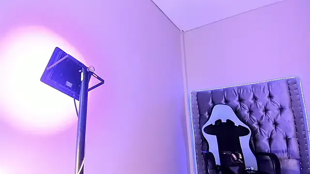 Ivone_Rose_ — make me happy