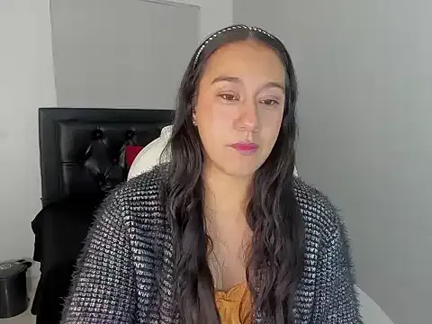 Ivonne_Skariel_Rs — SHOW PUSSY