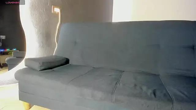 Jade_Morelli from StripChat is Freechat