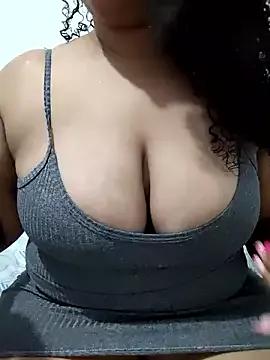 jadeamourim__ from StripChat is Freechat