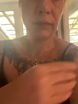 JaninaSecrets_ from StripChat is Freechat