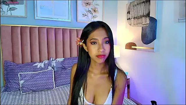 JasmineRoss_1 from StripChat is Freechat