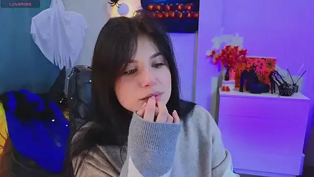 Try our girls live displays and explore the company of endless strippers, with beautiful physiques, vibrating toys and more.