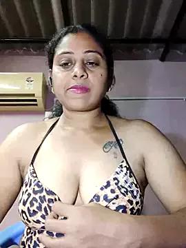 Photos of JENNIFERtamil from StripChat is Freechat