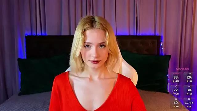 Try our girls live displays and explore the company of endless strippers, with beautiful physiques, vibrating toys and more.