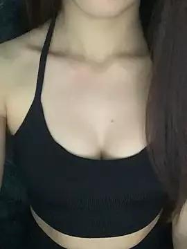 Try our girls live displays and explore the company of endless strippers, with beautiful physiques, vibrating toys and more.