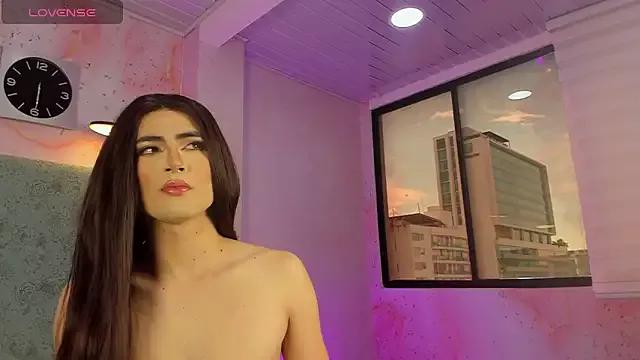 JESSI_NAOMI from StripChat is Freechat