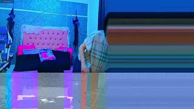 Try our girls live displays and explore the company of endless strippers, with beautiful physiques, vibrating toys and more.