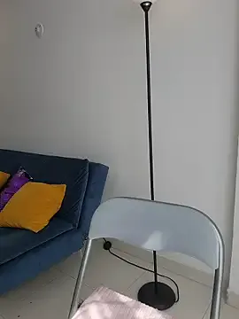 jnilu1227 — Squeezing and sucking tits