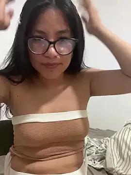 johanageminis from StripChat is Freechat