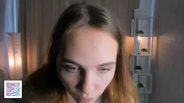 JolynnBurttram from StripChat is Freechat