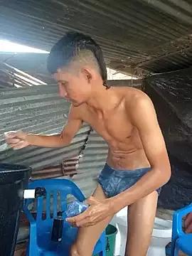 Try our girls live displays and explore the company of endless strippers, with beautiful physiques, vibrating toys and more.