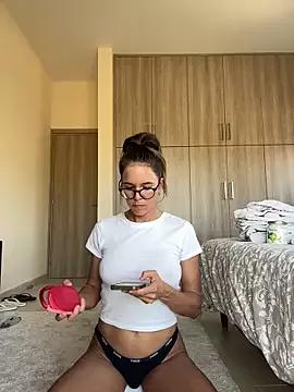 Photos of JuicyFruits93 from StripChat is Freechat