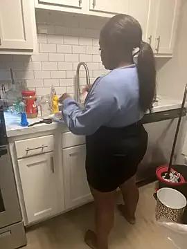 Juicystorm from StripChat is Freechat