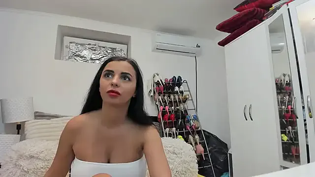 Avatar of juliahayessxx