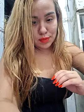 Try our girls live displays and explore the company of endless strippers, with beautiful physiques, vibrating toys and more.