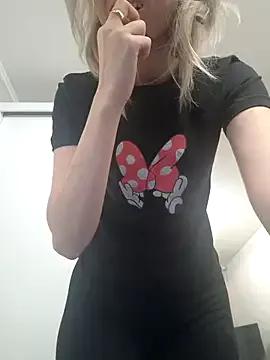 JuliBant666 from StripChat is Freechat