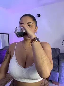 Try our girls live displays and explore the company of endless strippers, with beautiful physiques, vibrating toys and more.