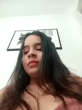 Avatar of Julieth_hot-69