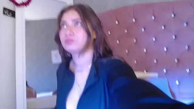 JuliethSweet from StripChat is Freechat