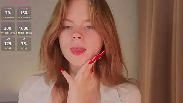JulietteRain from StripChat is Freechat
