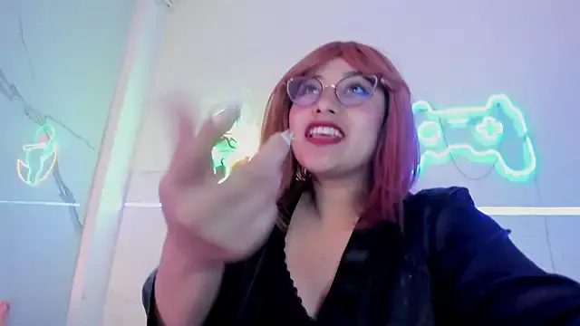 Juliexxxtasy — Doggy and open ass