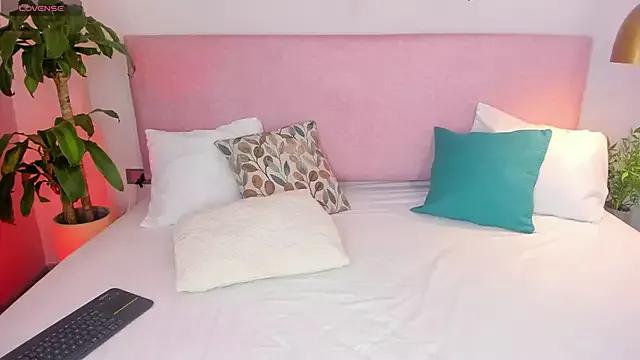 JulyGomez_ from StripChat is Freechat