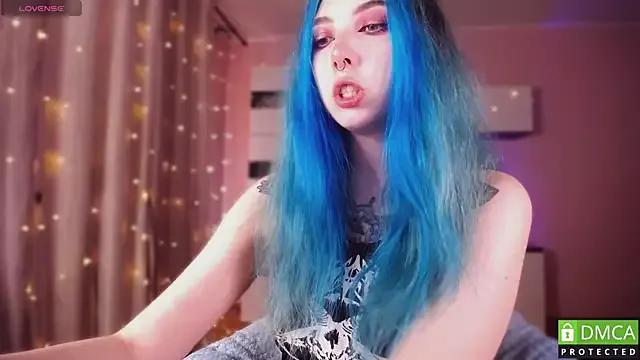 Try our girls live displays and explore the company of endless strippers, with beautiful physiques, vibrating toys and more.