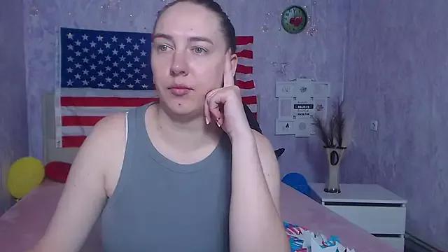 KaleyReed from StripChat is Freechat