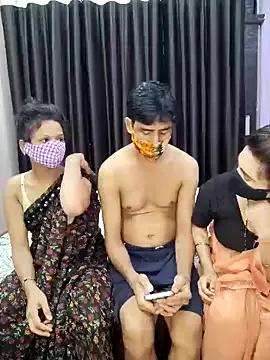 kamini_bhabhi from StripChat is Freechat