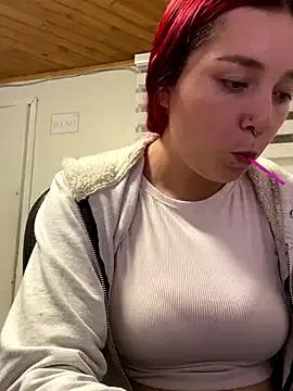 Try our girls live displays and explore the company of endless strippers, with beautiful physiques, vibrating toys and more.