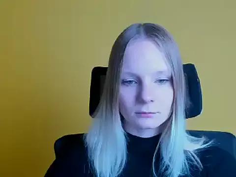 Try our girls live displays and explore the company of endless strippers, with beautiful physiques, vibrating toys and more.