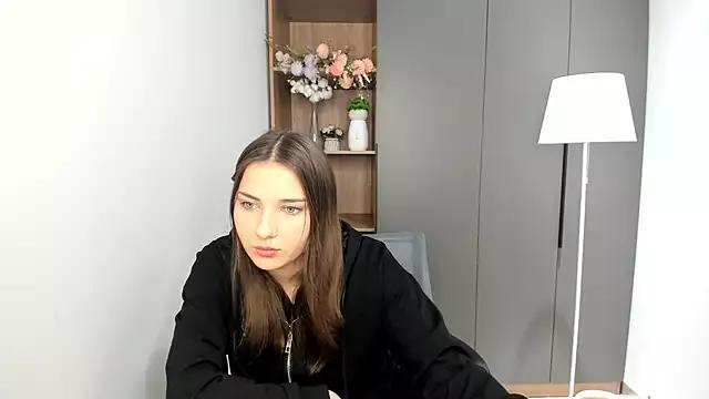 Try our girls live displays and explore the company of endless strippers, with beautiful physiques, vibrating toys and more.