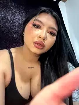Kateyes from StripChat is Freechat