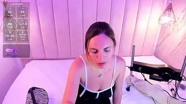 Try our girls live displays and explore the company of endless strippers, with beautiful physiques, vibrating toys and more.
