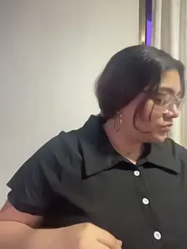 KathyGonzalez — Spank pussy slow