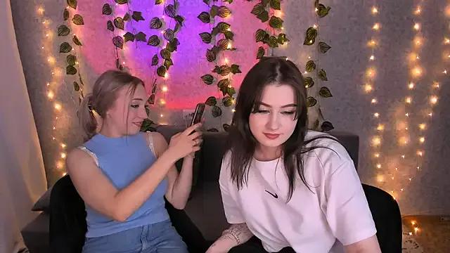 Try our girls live displays and explore the company of endless strippers, with beautiful physiques, vibrating toys and more.